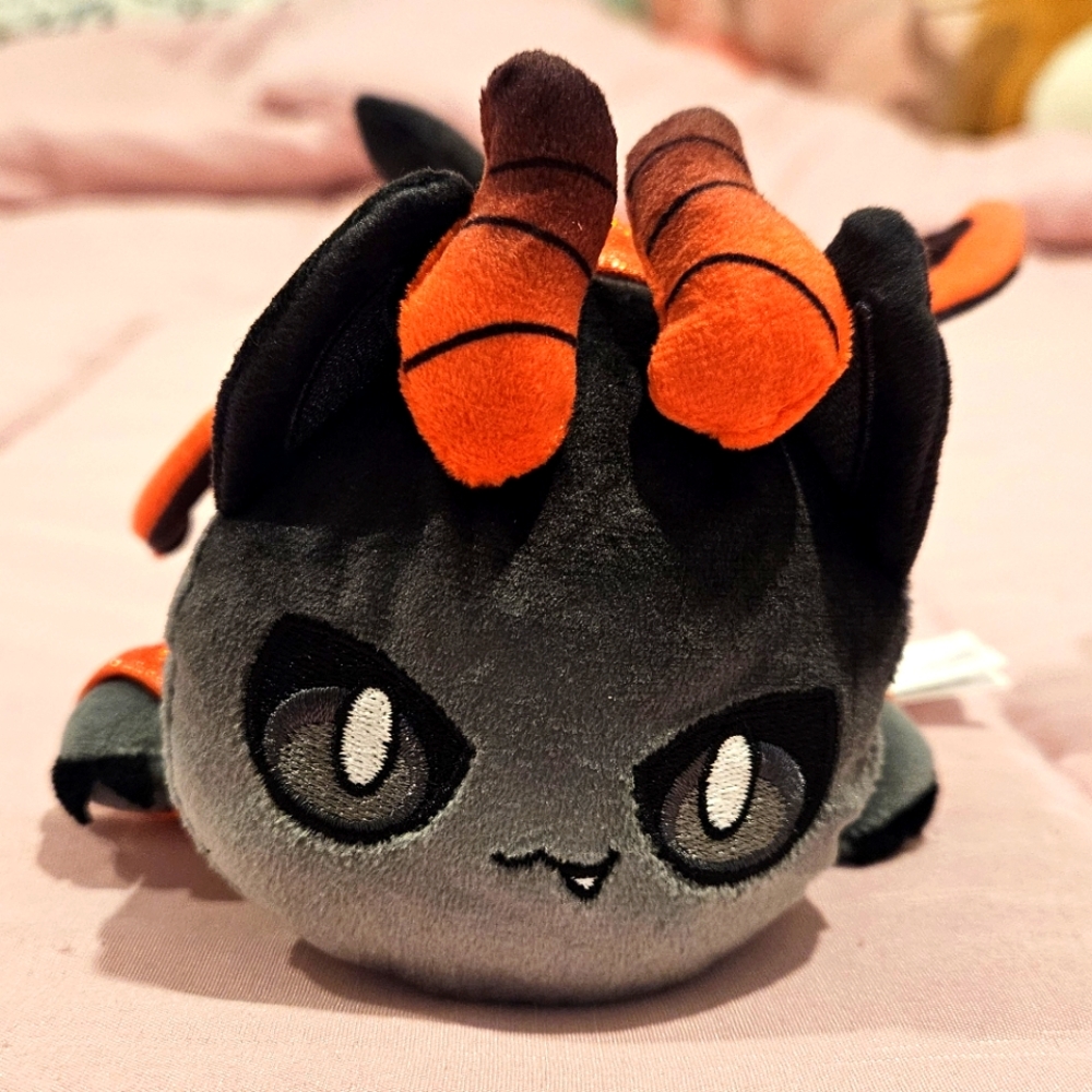 Rare Aphmau Shadow Aaron Cat